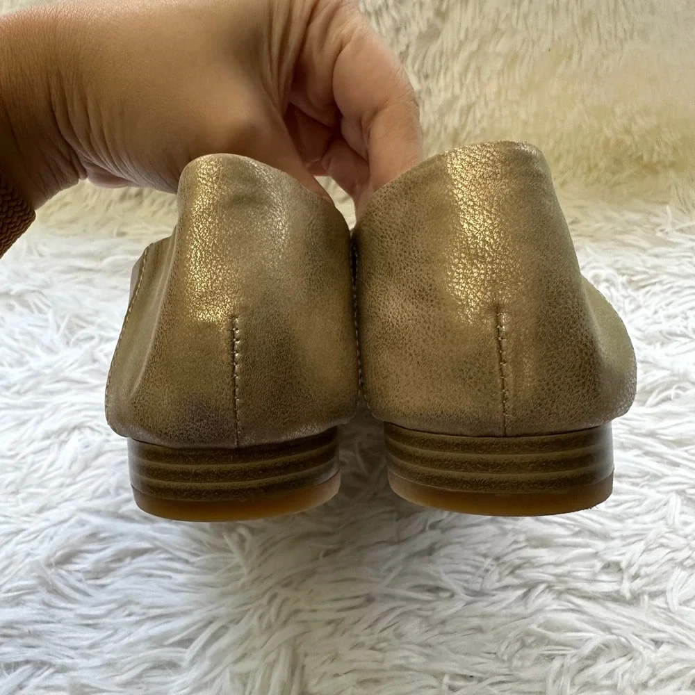B.O.C Gold Metallic Closed Toe Comfy Cushioned Flat Loafers Faux Leather sz 8M